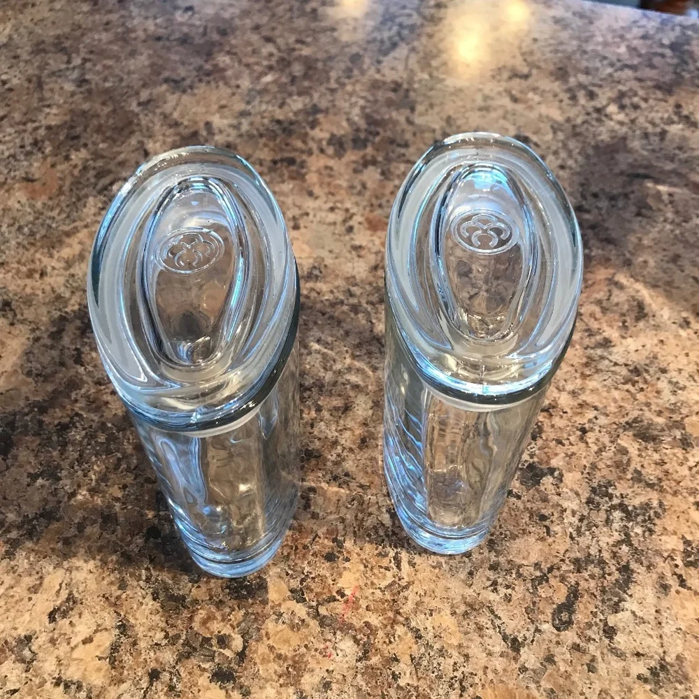 2 Oval Glass Jars with Rubber Seal Closure